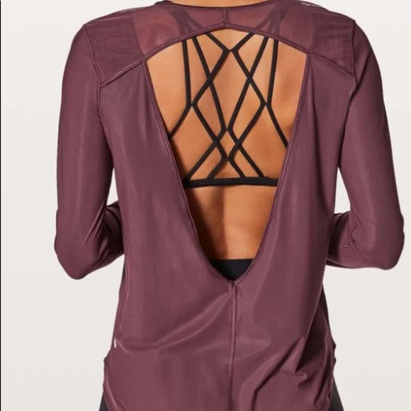 lululemon athletica Tops - Lululemon mix n mesh LS